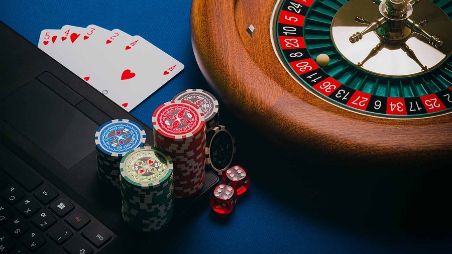 Deciding the best mode of online gambling today