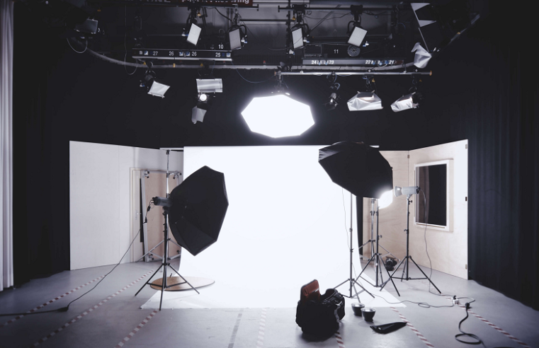 Detailed Discussion On Photography Studio Equipment
