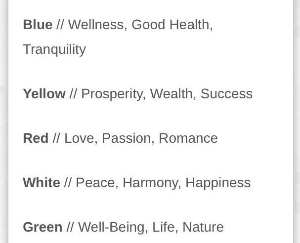 Best Colors To Wear On New Years: Top Trends & Tips