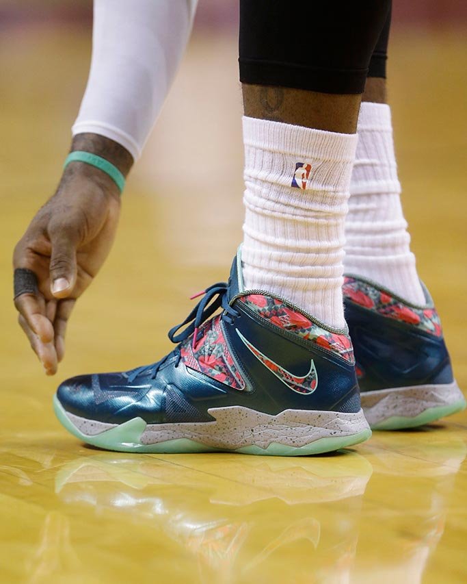Exploring What Size Shoe Does Lebron Wear – Complete Guide